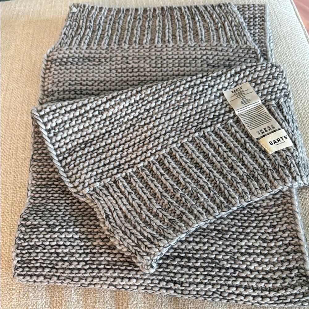 NWT Barts Jasmin Heathered Gray Knit Scarf